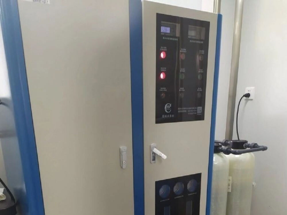 水思源檢驗(yàn)科純水設(shè)備