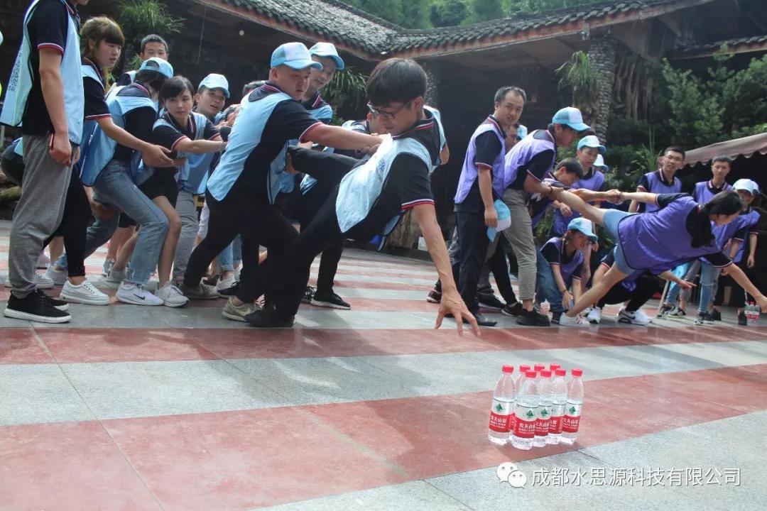 水思源——“鑄造優(yōu)秀團隊，共創(chuàng)企業(yè)輝煌”