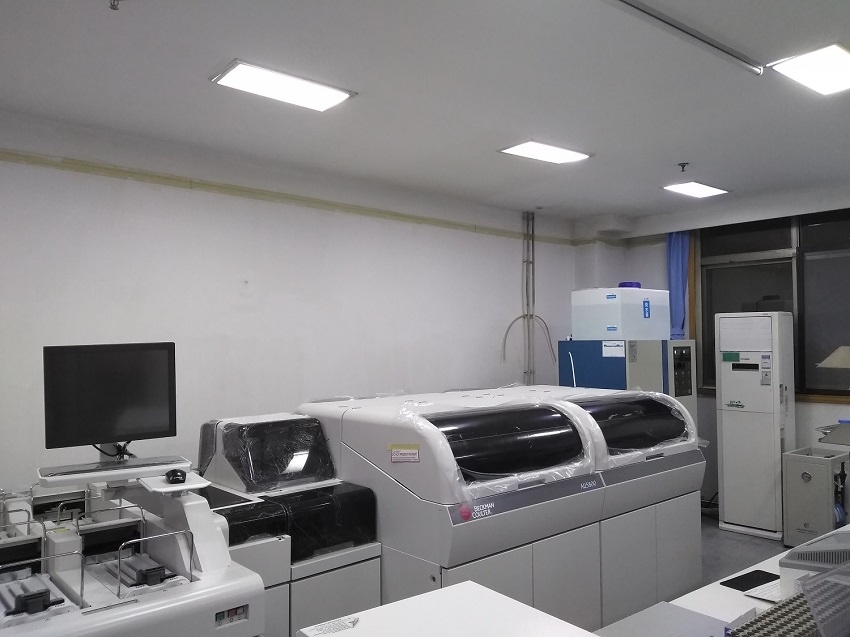 水思源檢驗(yàn)科純水設(shè)備