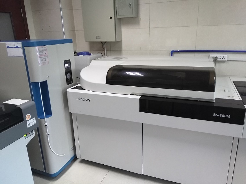 水思源檢驗(yàn)科純水設(shè)備