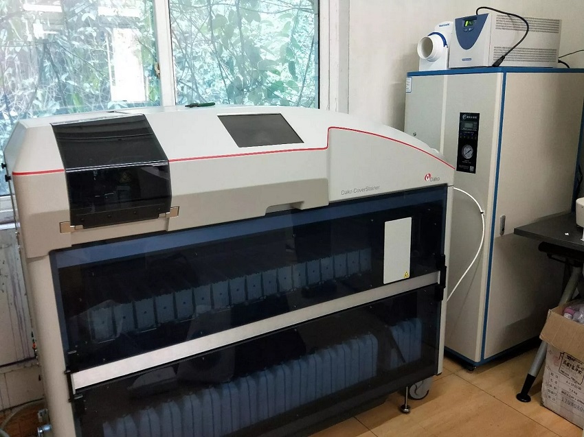 水思源檢驗(yàn)科純水設(shè)備