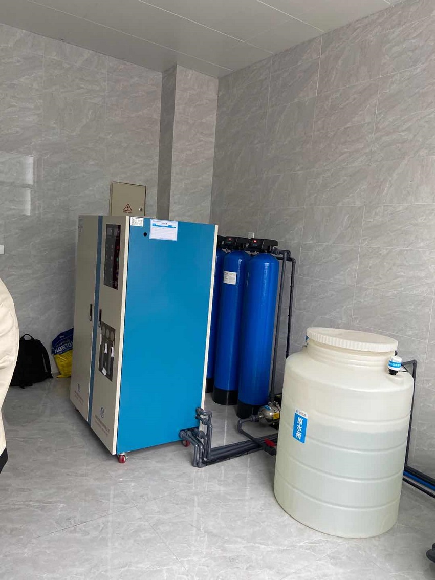 水思源檢驗(yàn)科純水設(shè)備