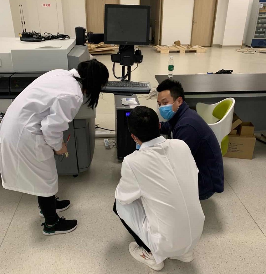 水思源檢驗科純水設(shè)備