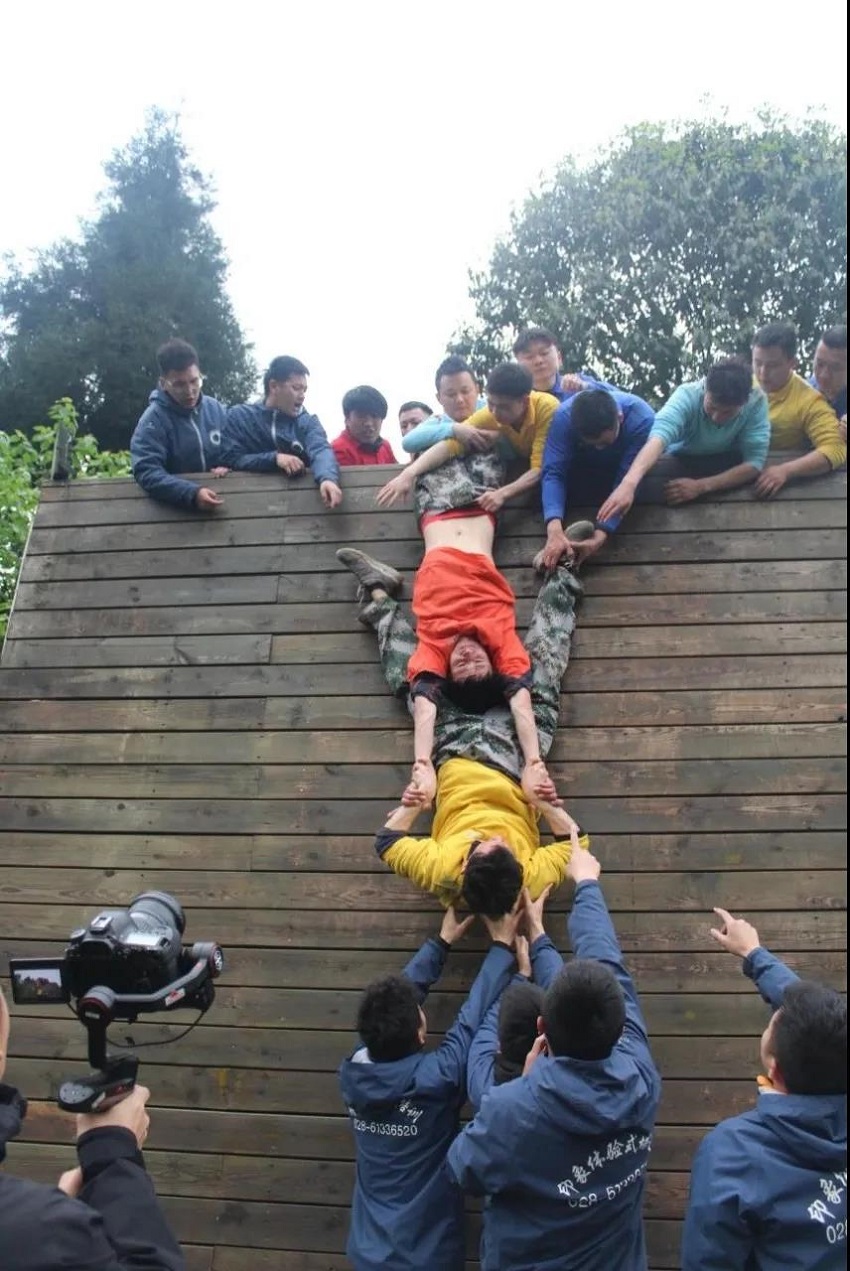 水思源——熔煉團(tuán)隊(duì)、拓展未來(lái)！