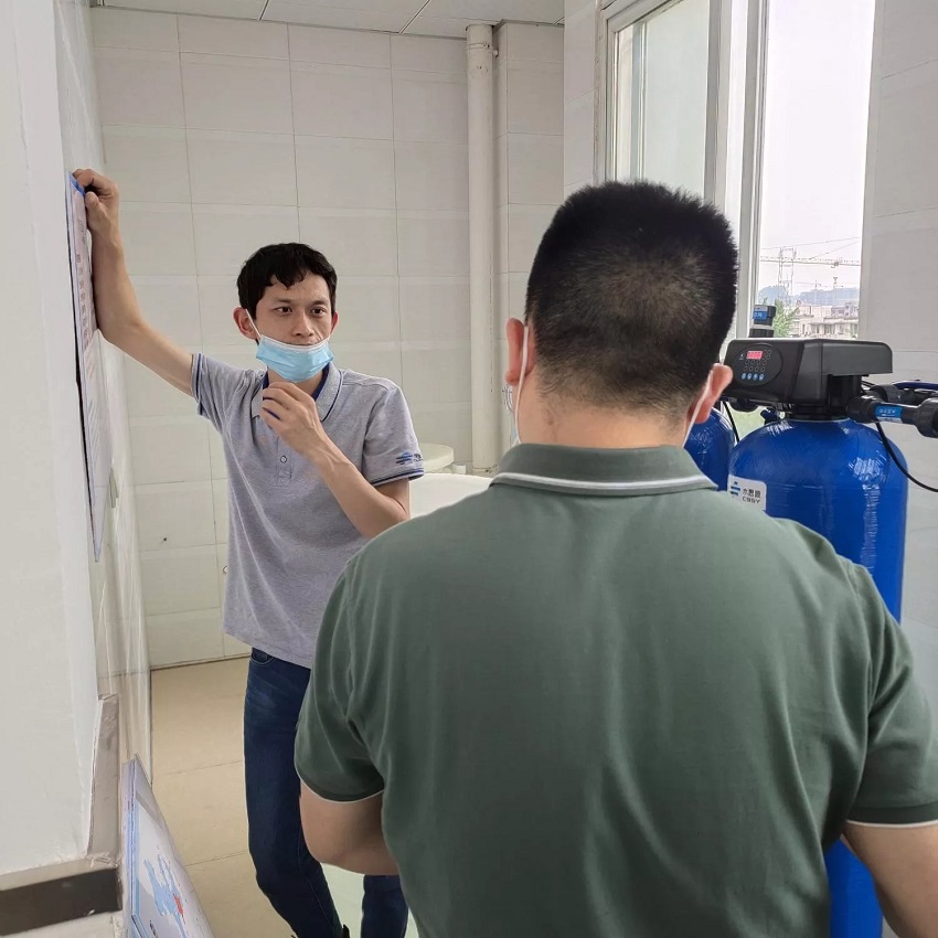 內(nèi)鏡室純水機(jī) 內(nèi)鏡室純水機(jī)